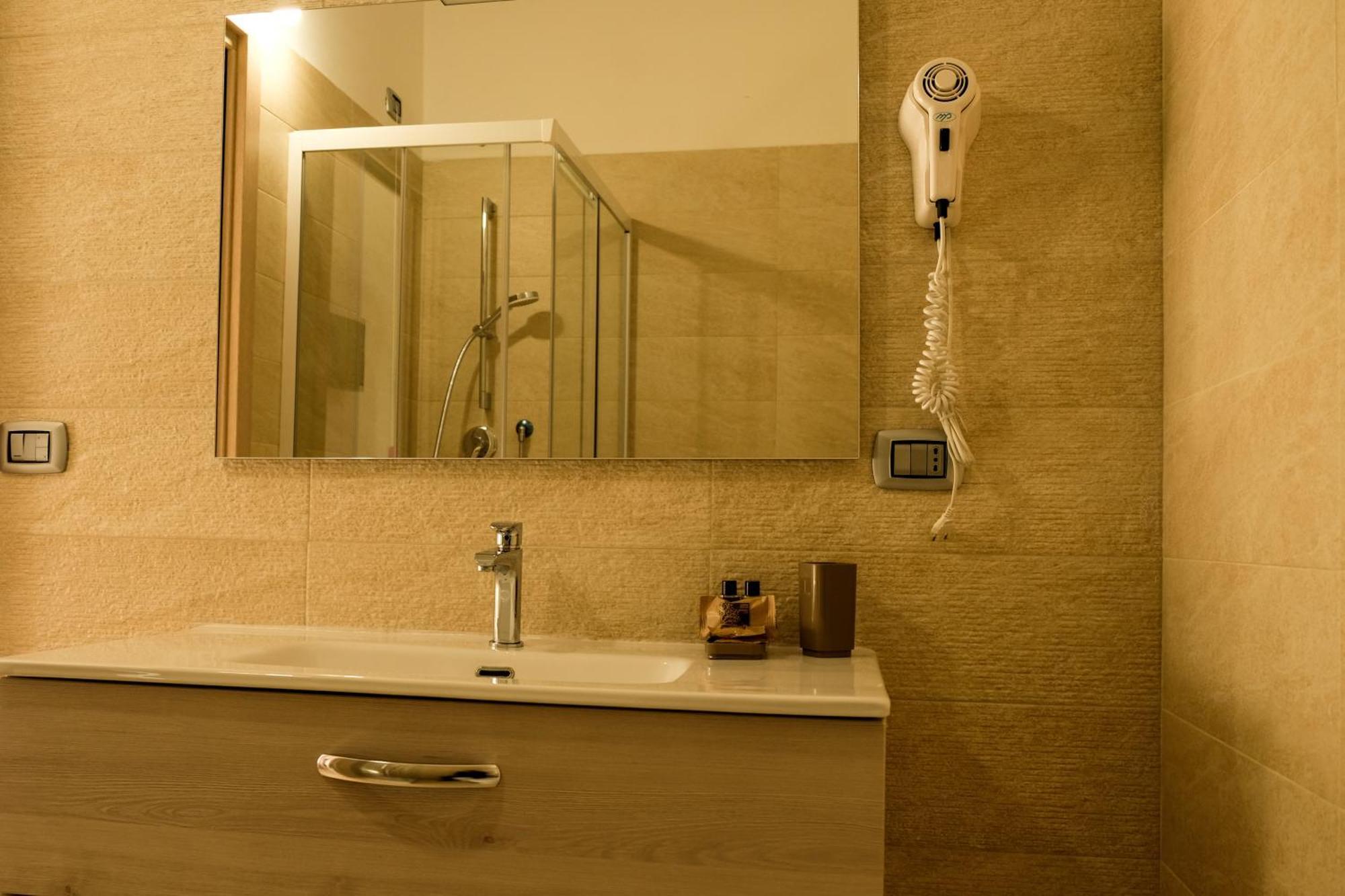 L&B Bed And Breakfast Терранова-ди-Поллино Экстерьер фото